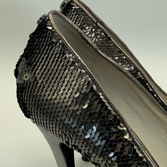 Michael Kors Sequin Pewter Platform Stiletto Sparkle Evening Pumps Heels SZ 8.5 - Picture 6 of 15